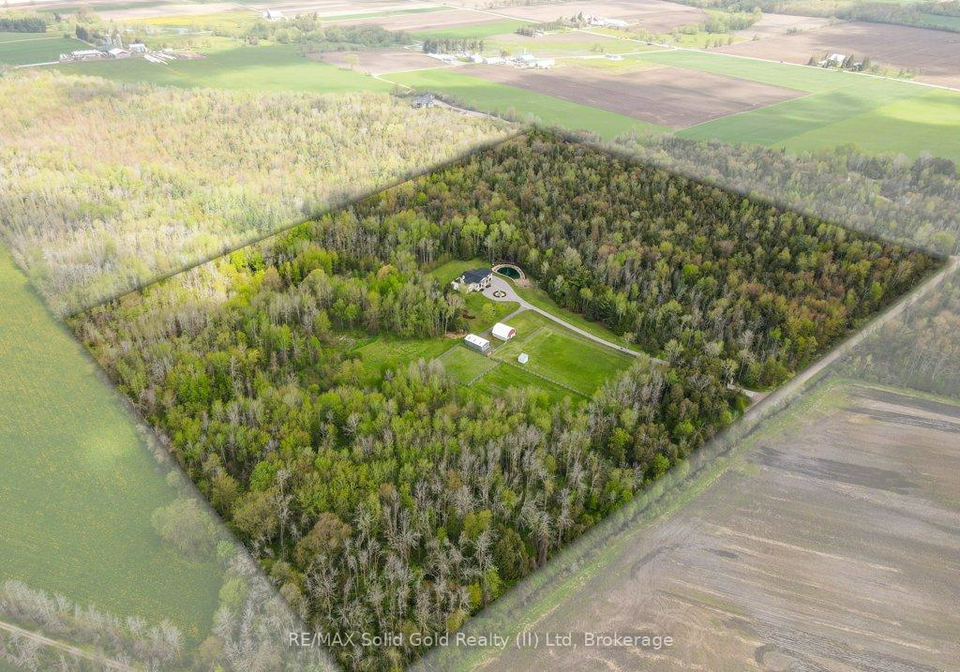 7104-sideroad-14-sideroad-centre-wellington-ontario-x12236700
