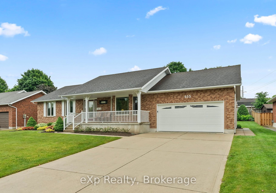 655-17th-street-crescent-hanover-ontario-x12236739