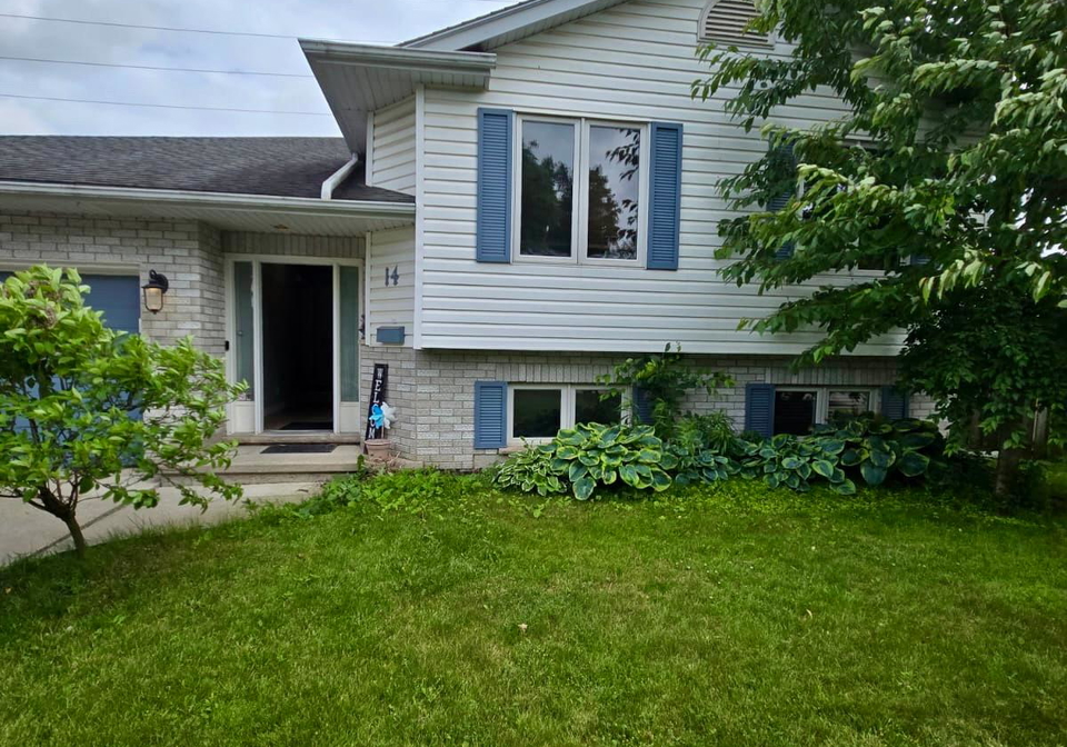 14-old-orchard-glen-woodstock-ontario-x12236934