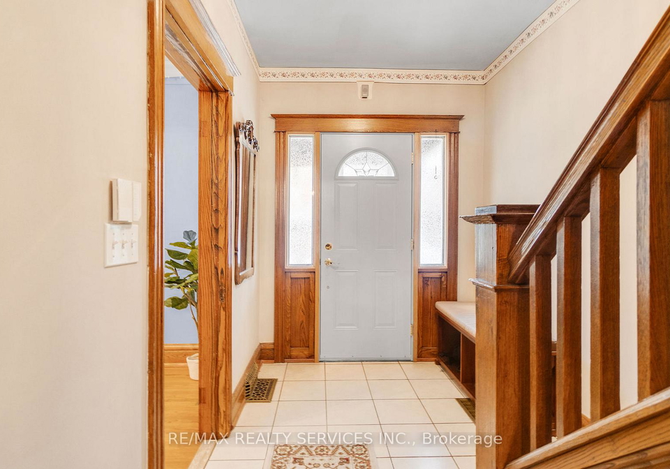 107-myrtle-avenue-hamilton-ontario-x12236946
