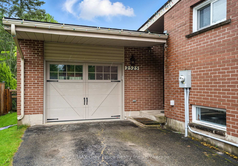 2525-6th-avenue-w-owen-sound-ontario-x12237023