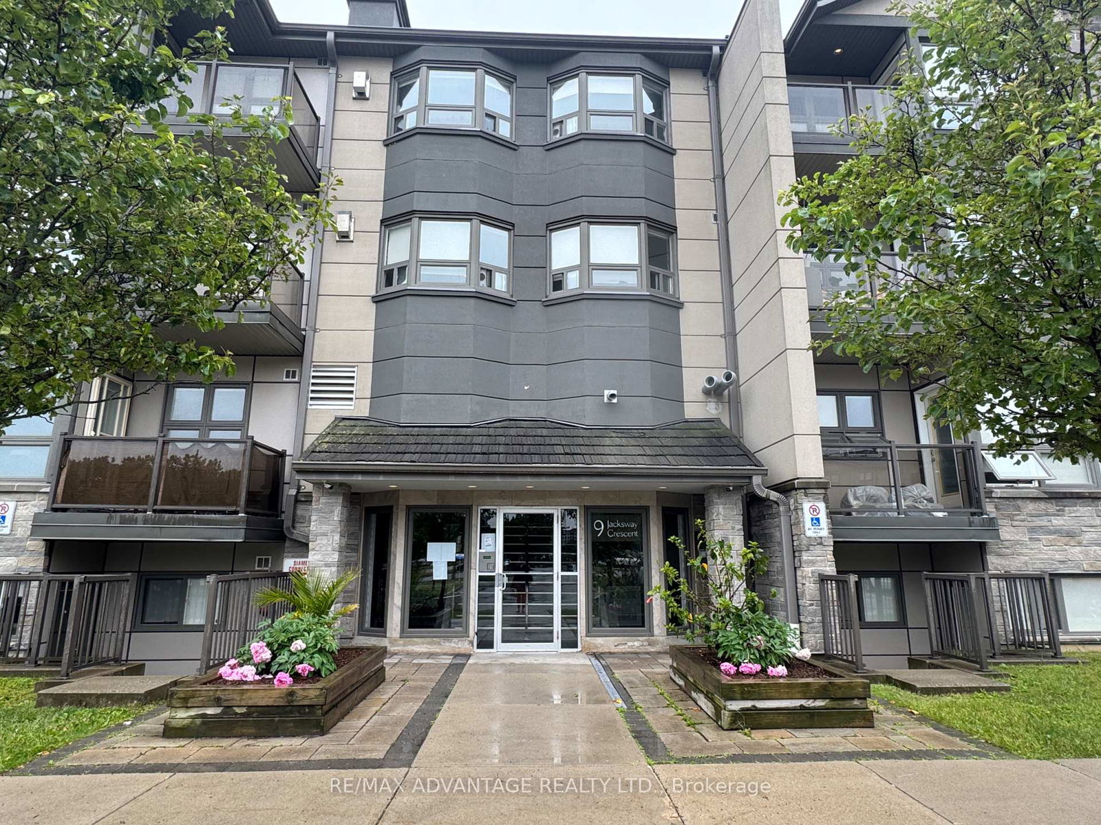 9-jacksway-crescent-london-north-ontario-x12237027