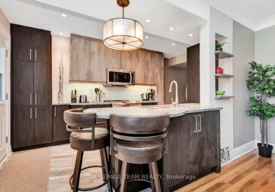 117-bayswater-avenue-ottawa-ontario-x12237240
