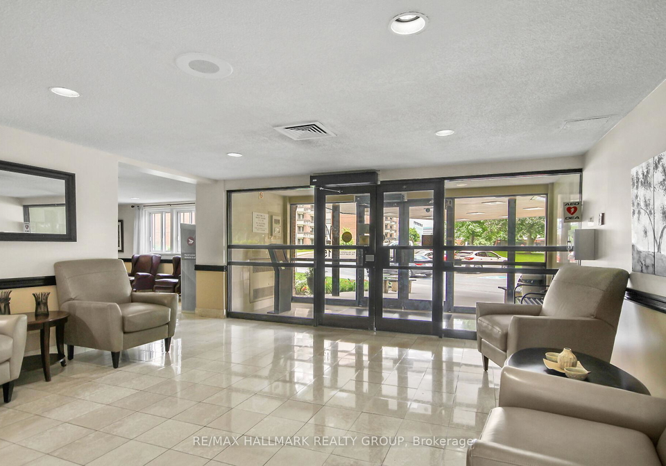 1505-baseline-road-ottawa-ontario-x12237263