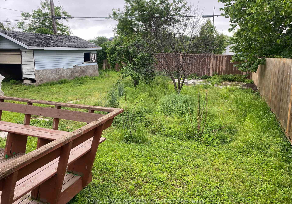 2647-ayers-avenue-ottawa-ontario-x12237379