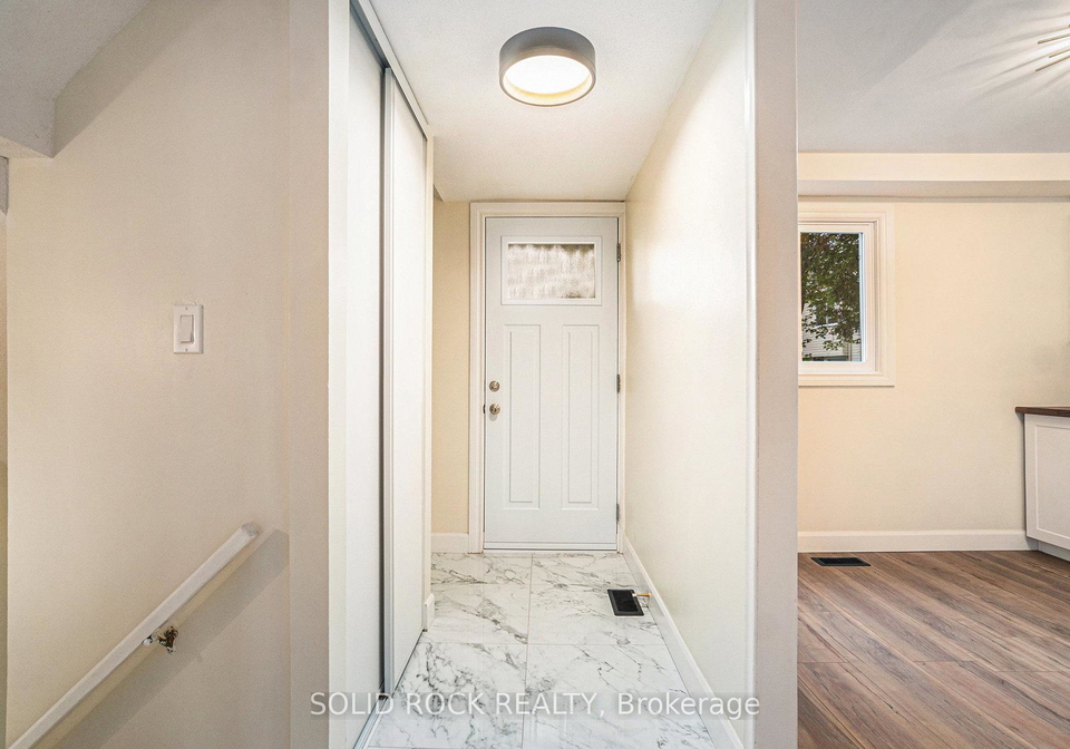 33-thistledown-court-ottawa-ontario-x12237503