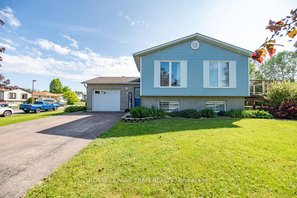 11-wren-drive-whitewater-region-ontario-x12237513