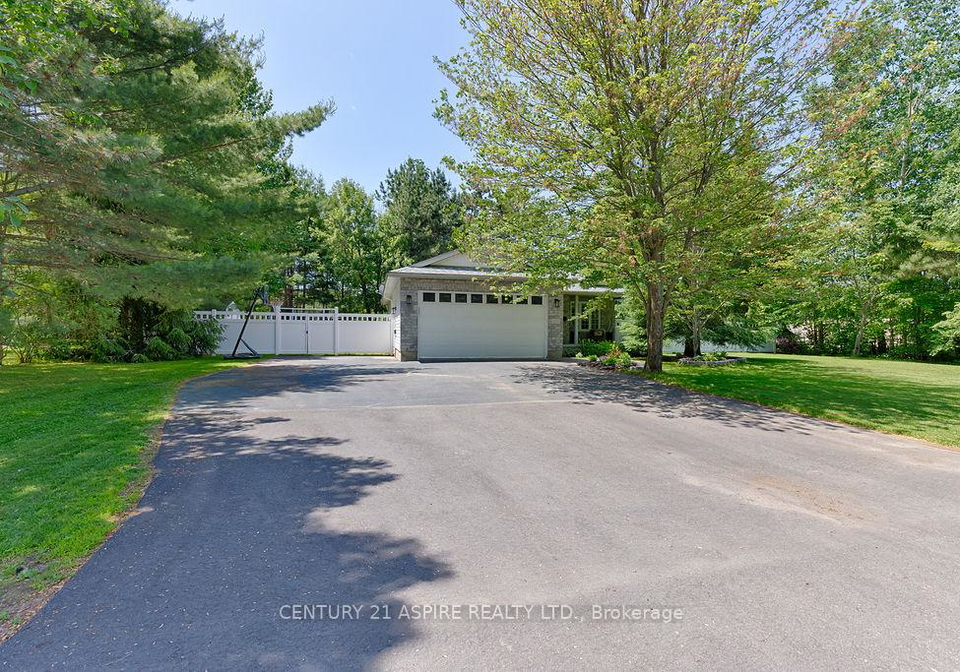 75-laurentian-drive-petawawa-ontario-x12237709