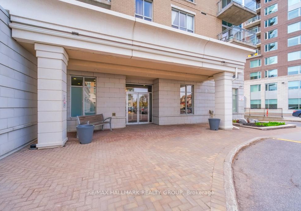 70-landry-street-ottawa-ontario-x12237898