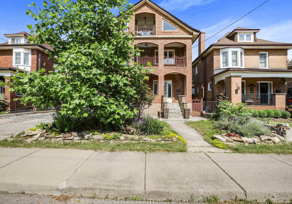 64-kensington-avenue-s-hamilton-ontario-x12237987