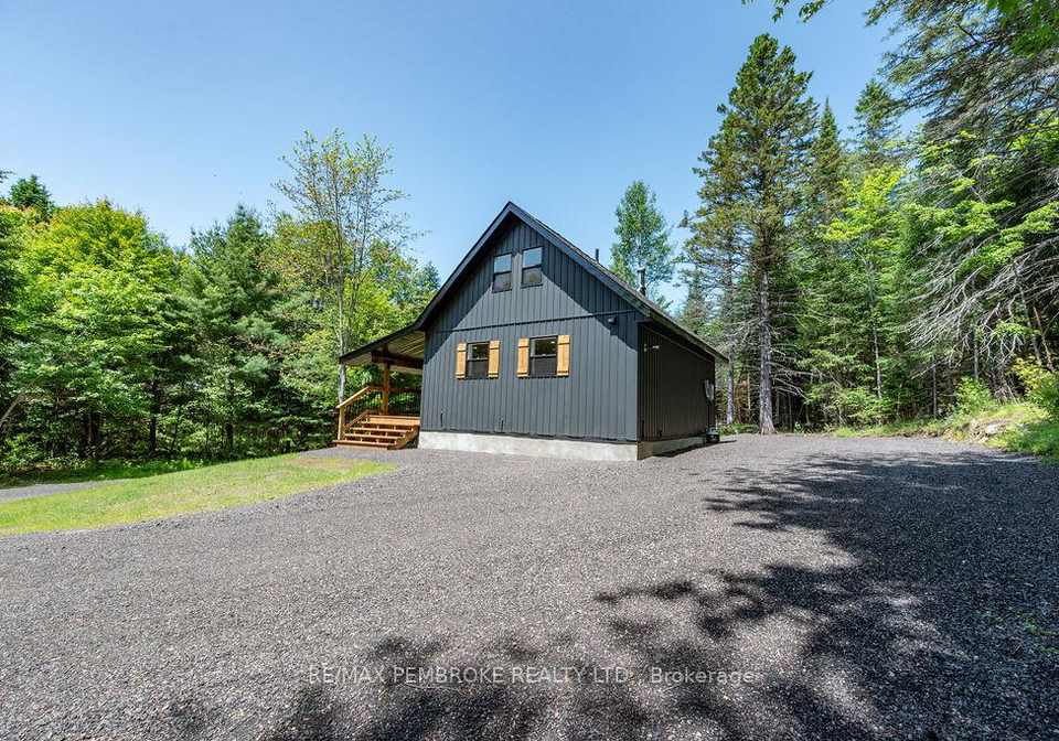 139-dabers-road-laurentian-valley-ontario-x12238052
