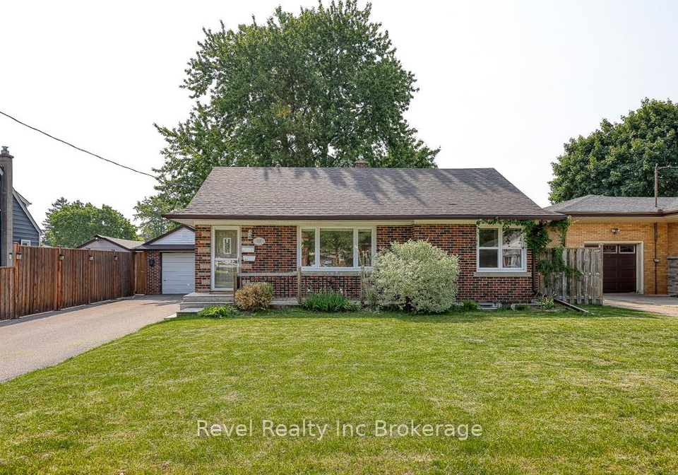 157-ninth-avenue-kitchener-ontario-x12238229