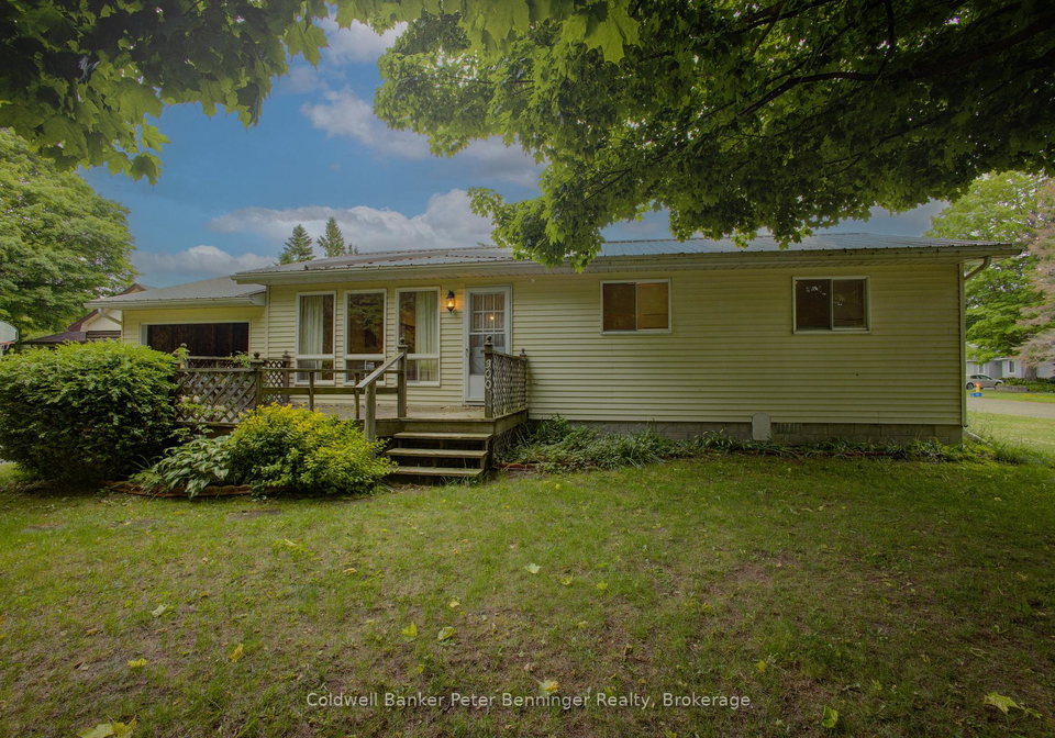 300-sauk-court-huron-kinloss-ontario-x12238264