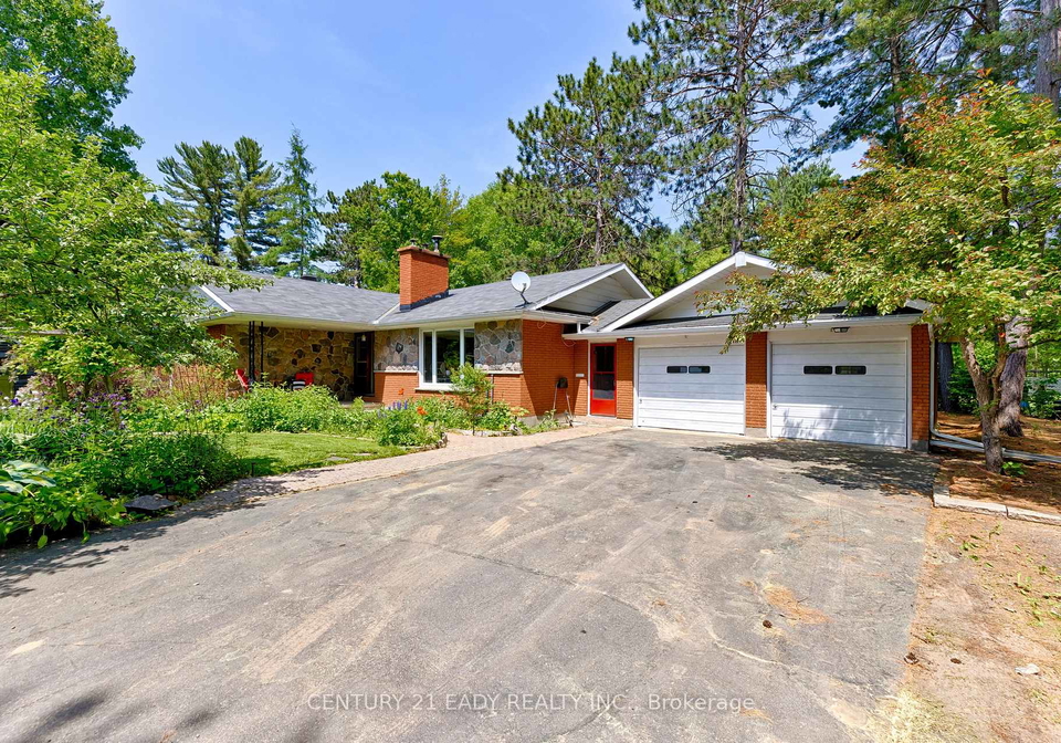 2337c-boulevard-petawawa-ontario-x12238311