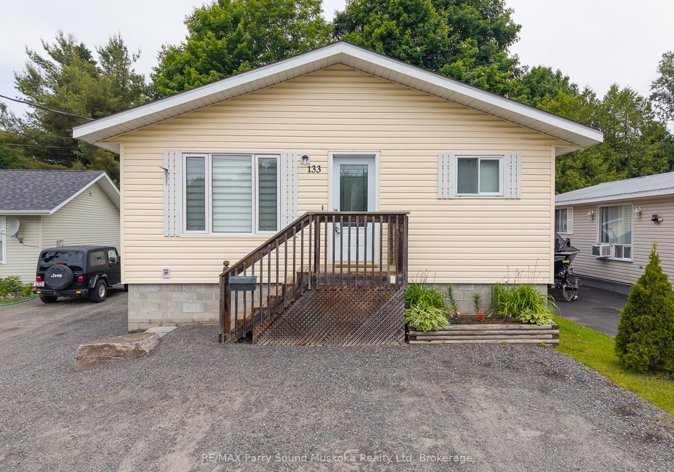 133-isabella-street-parry-sound-ontario-x12238320