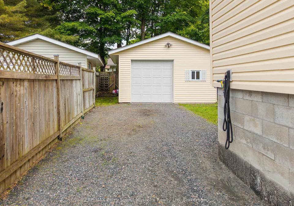 133-isabella-street-parry-sound-ontario-x12238320