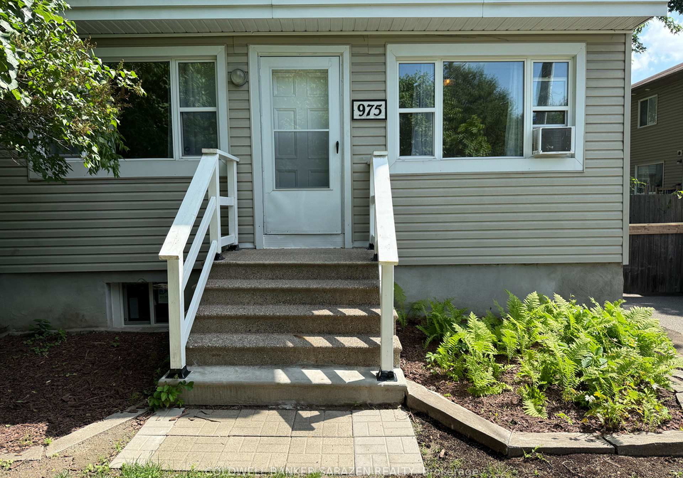 975-silver-street-ottawa-ontario-x12238484