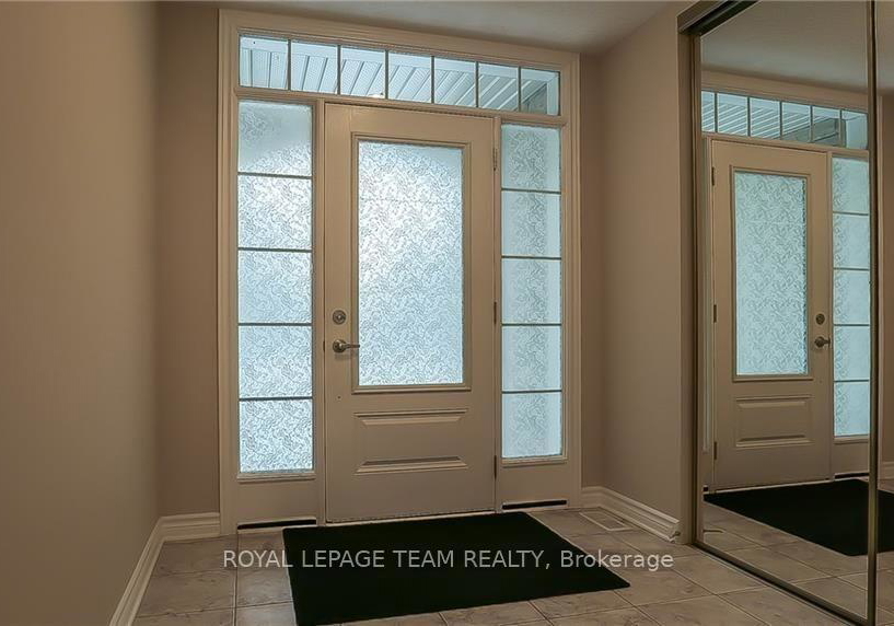 6-stoneleigh-street-ottawa-ontario-x12238834