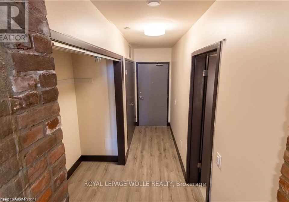 121-king-street-e-hamilton-ontario-x12238854