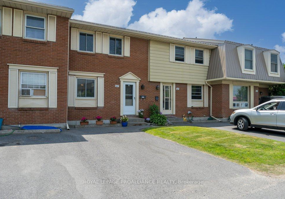 205c-north-park-street-belleville-ontario-x12238944