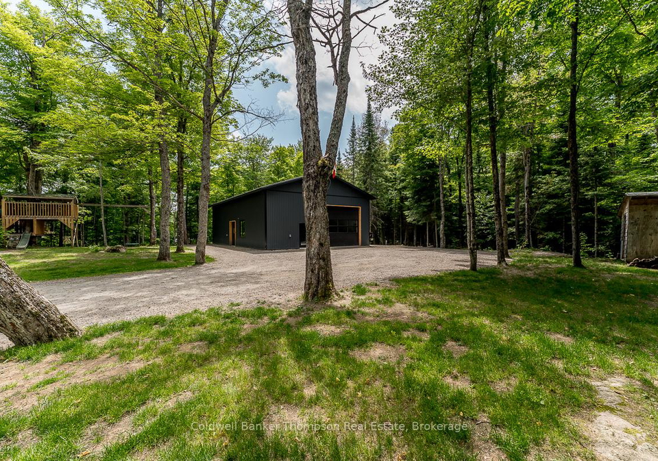 1026-592-highway-perry-ontario-x12239136