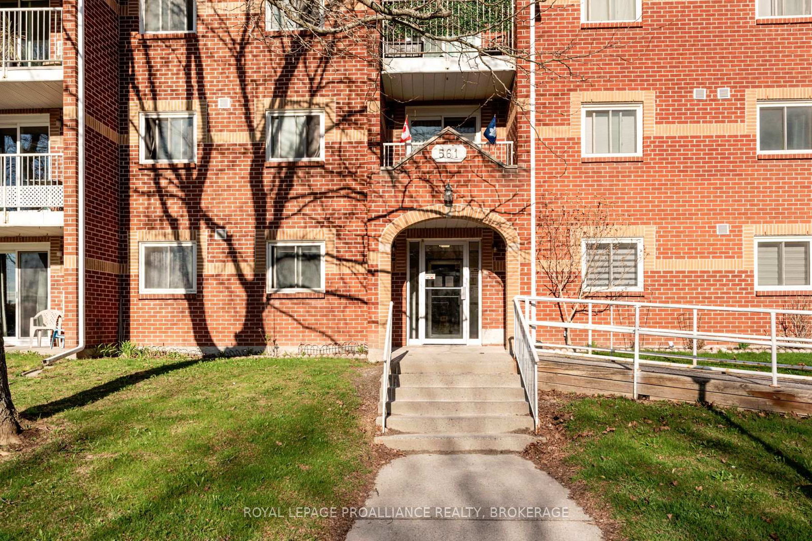 561-armstrong-road-kingston-ontario-x12239140