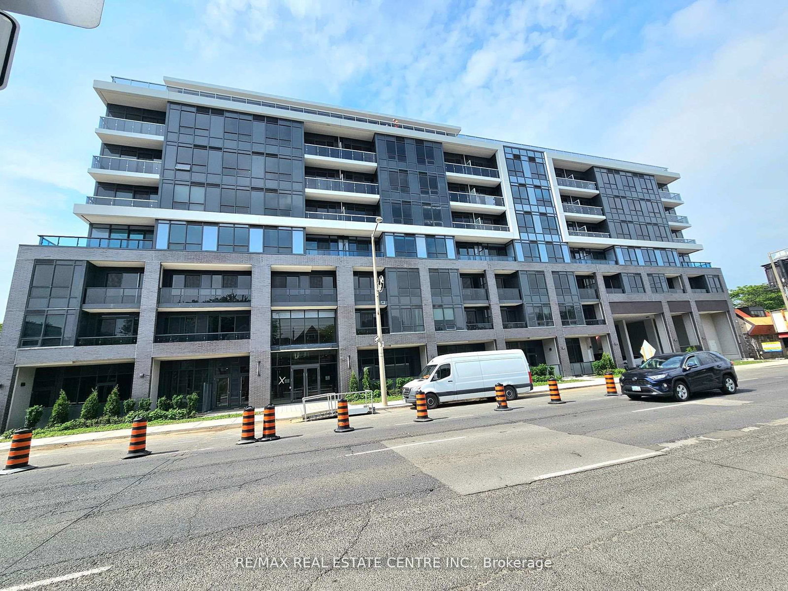 415-main-street-w-hamilton-ontario-x12239272