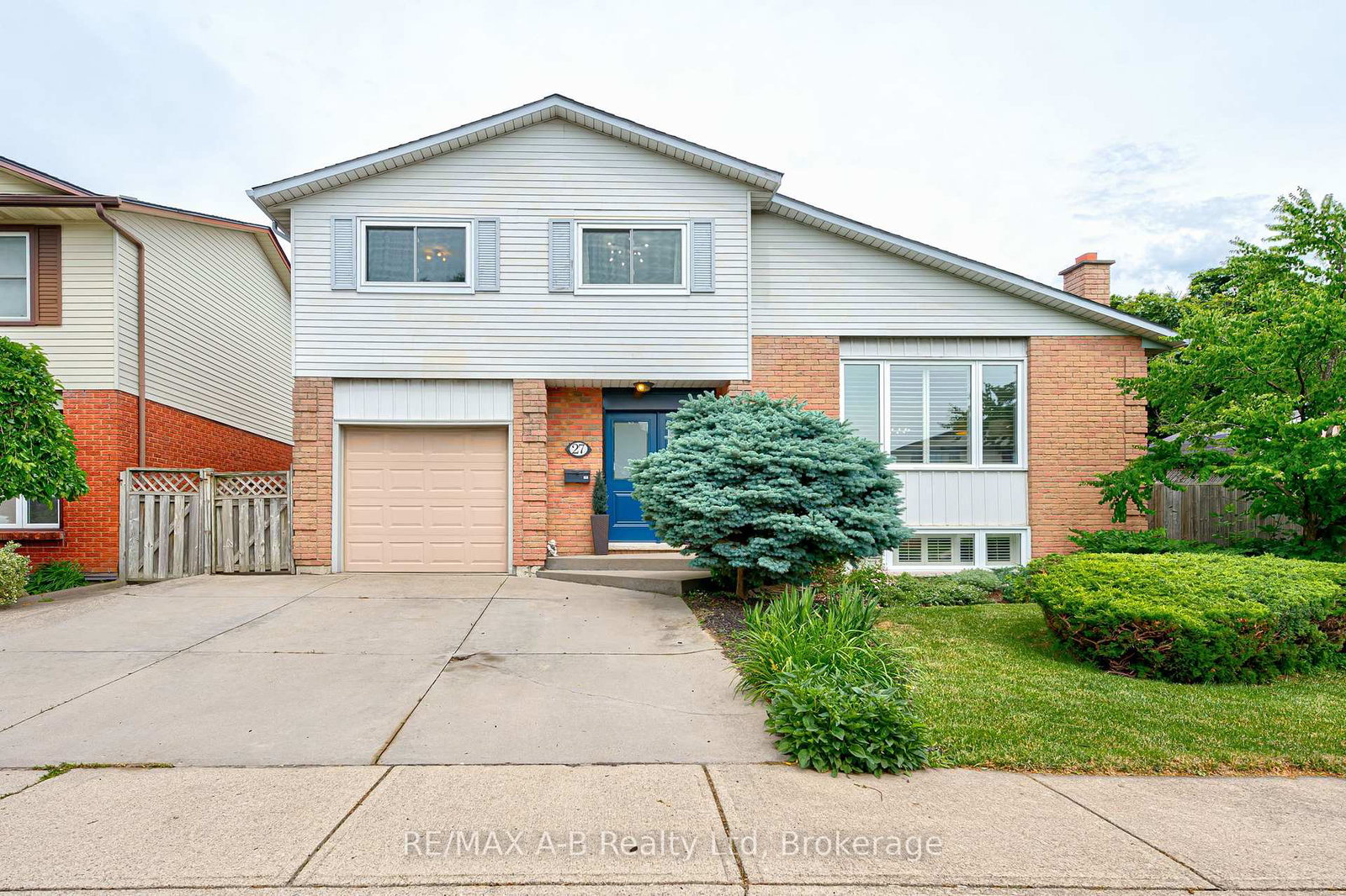27-basin-crescent-hamilton-ontario-x12239389