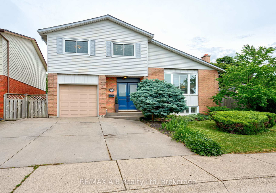 27-basin-crescent-hamilton-ontario-x12239389