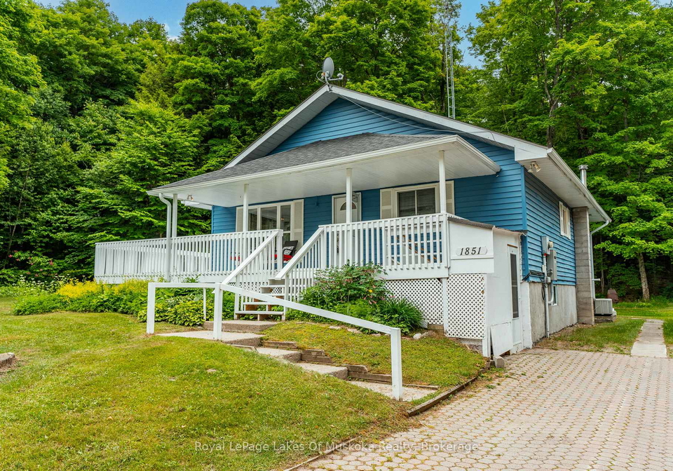 1851-cedar-lane-bracebridge-ontario-x12239422