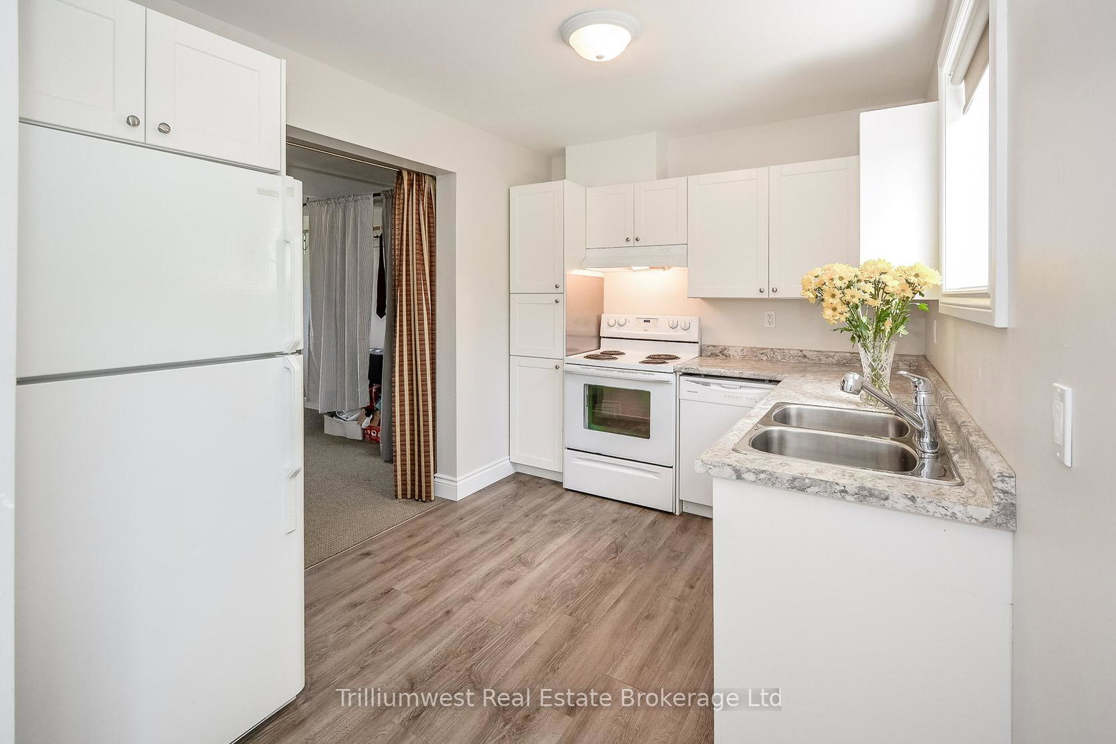 5-algoma-drive-guelph-ontario-x12239451