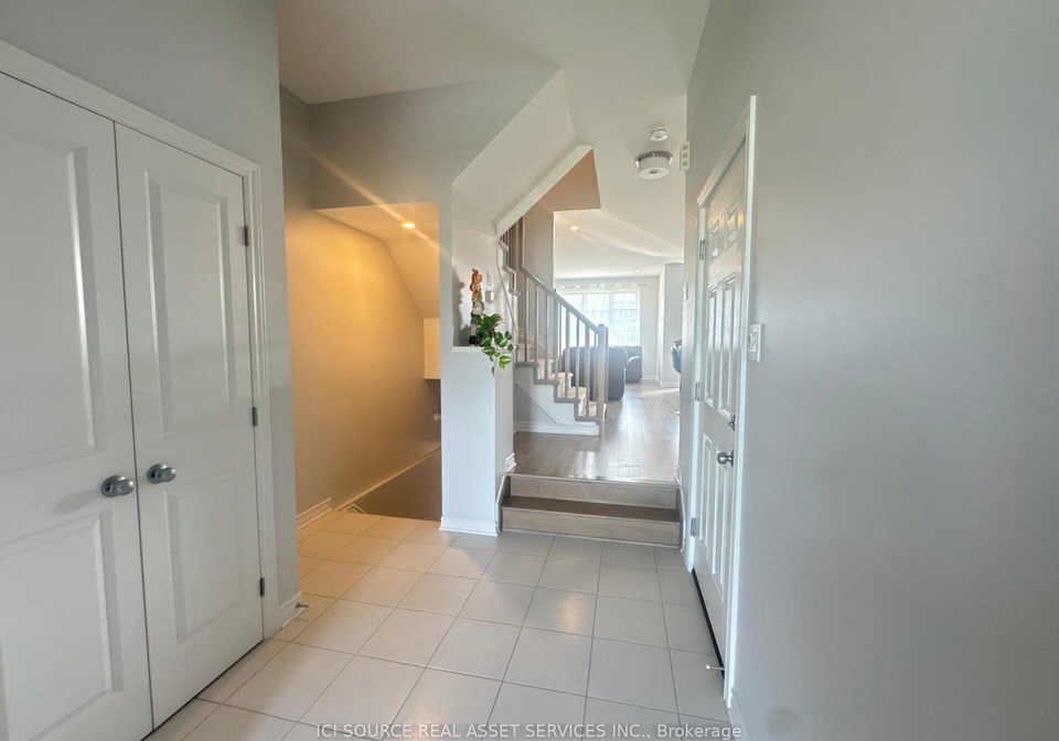 121-ocala-street-ottawa-ontario-x12239659