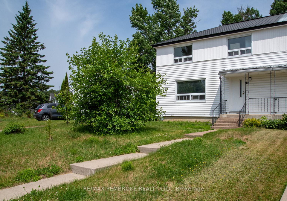 92-algonquin-street-deep-river-ontario-x12239690