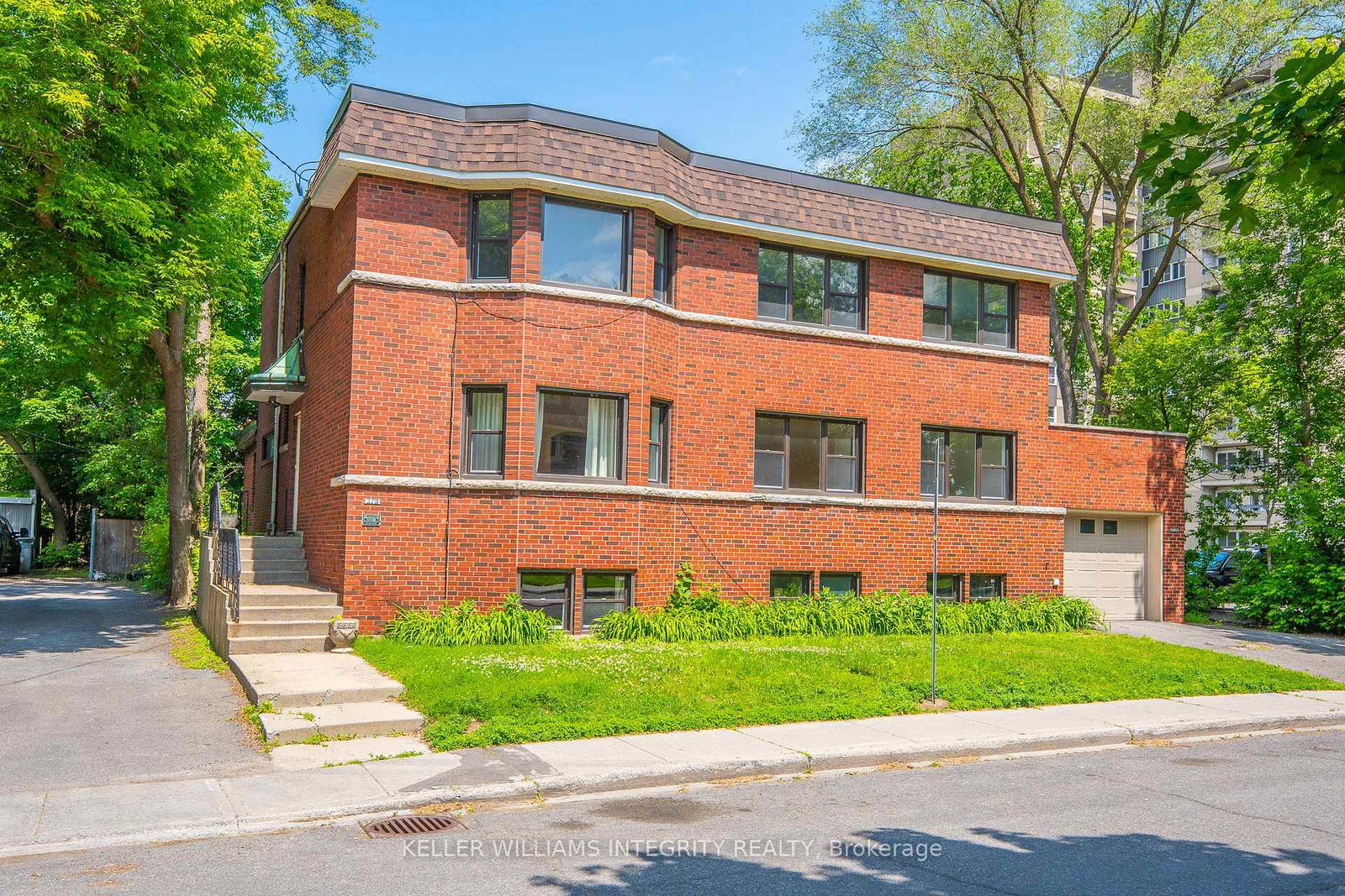 379-stewart-street-ottawa-ontario-x12239816