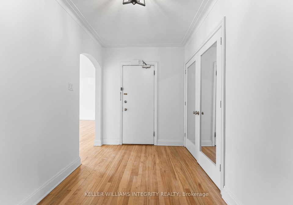 379-stewart-street-ottawa-ontario-x12239816