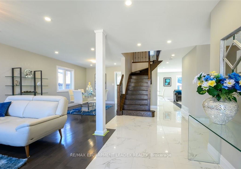 61-hawkswood-trail-hamilton-ontario-x12239825