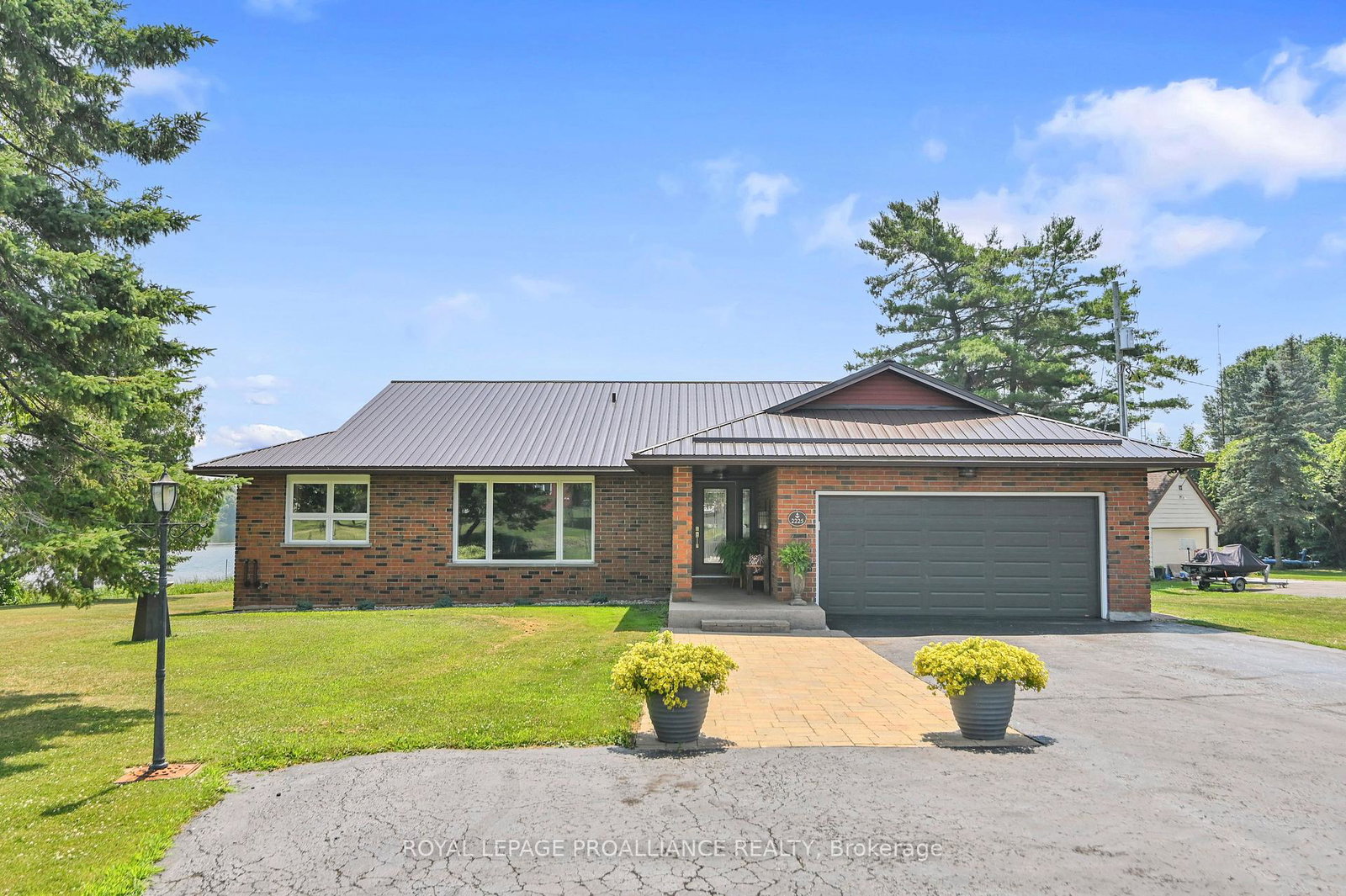 2225-county-road-2-edwardsburghcardinal-ontario-x12239837