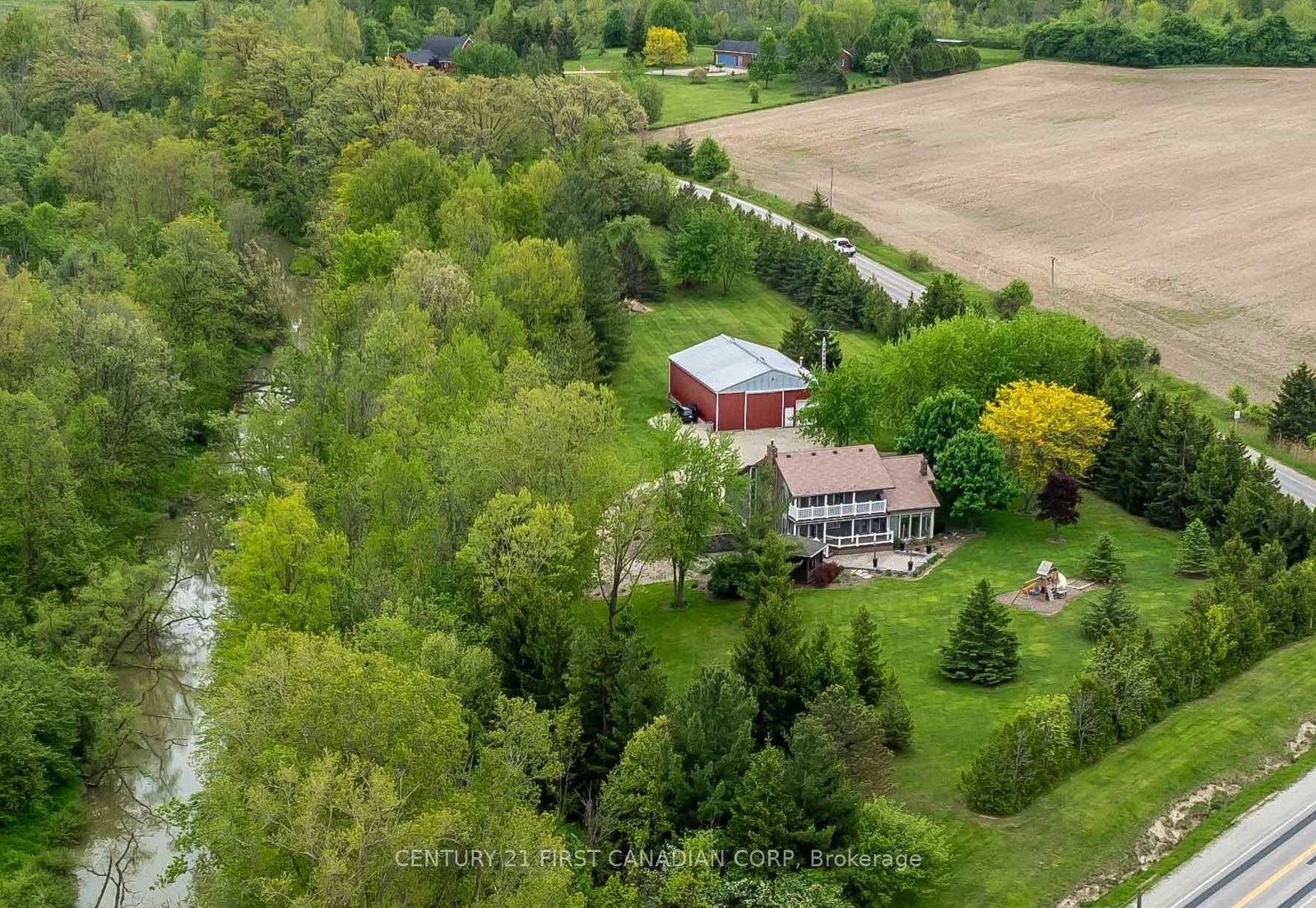 6210-confederation-line-warwick-ontario-x12239891