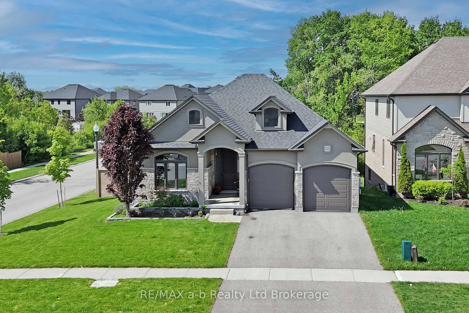 255-wedgewood-drive-woodstock-ontario-x12240177