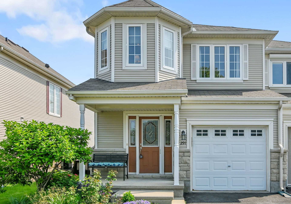 291-silbrass-private-ottawa-ontario-x12240193
