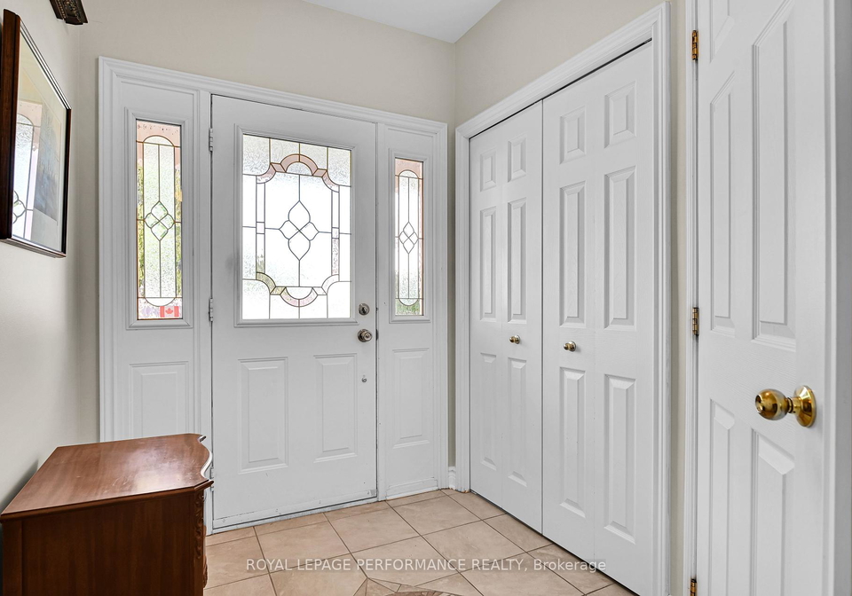 291-silbrass-private-ottawa-ontario-x12240193