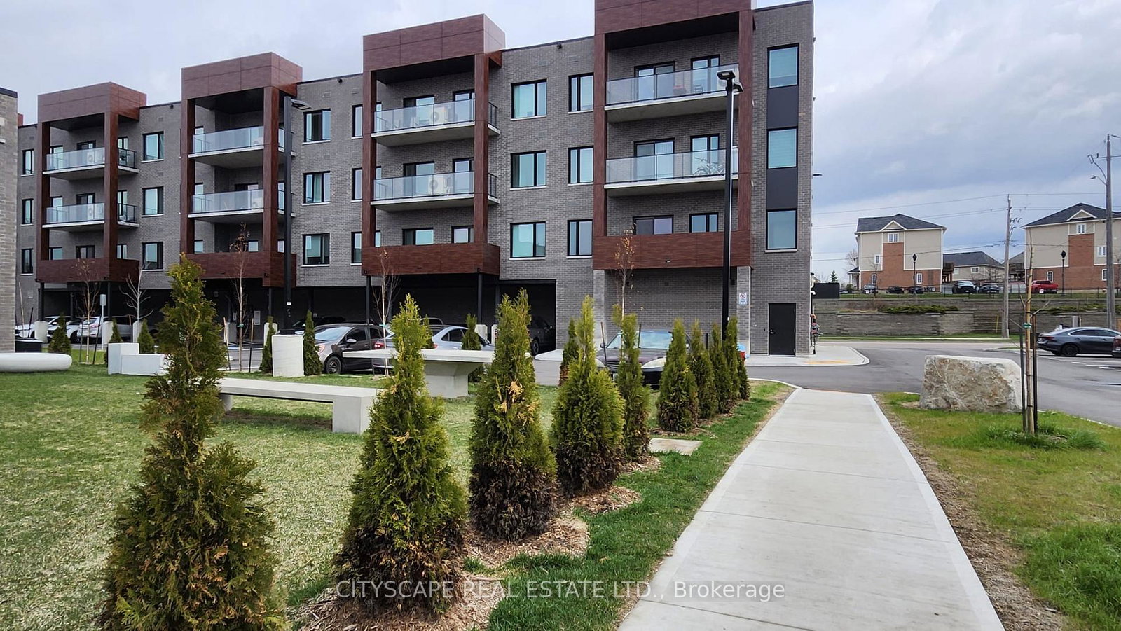 408-dundas-street-s-cambridge-ontario-x12240323