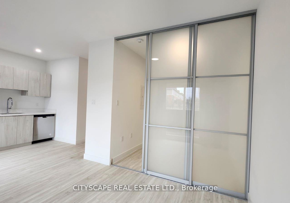 408-dundas-street-s-cambridge-ontario-x12240323