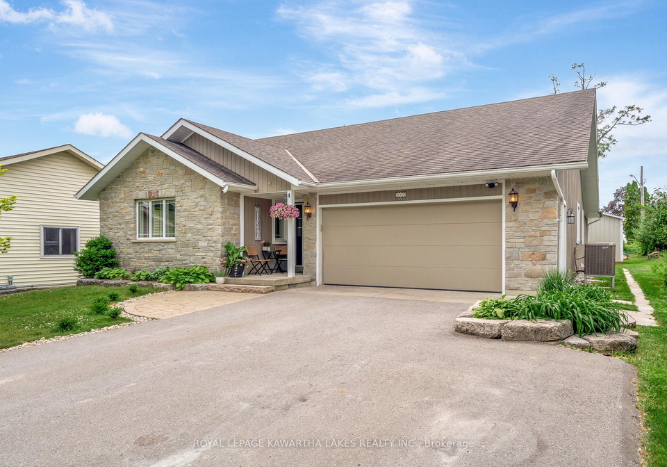 113-queen-street-kawartha-lakes-ontario-x12240382
