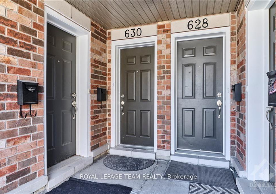630-danaca-private-ottawa-ontario-x12240405