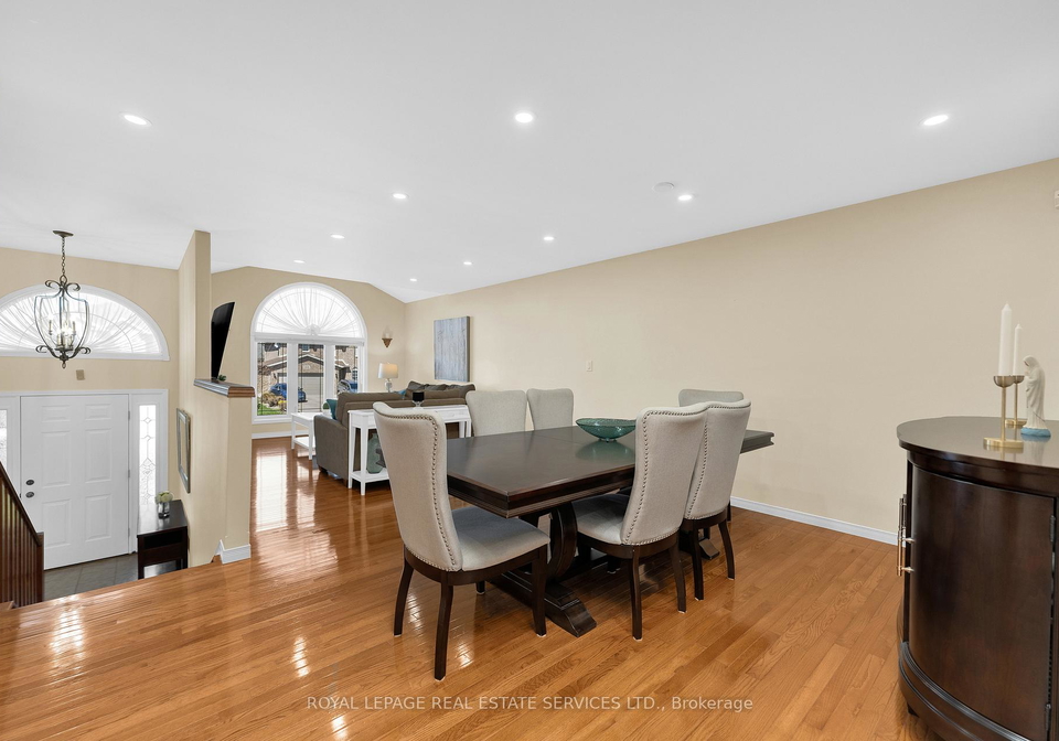 185-amy-croft-drive-lakeshore-ontario-x12240504