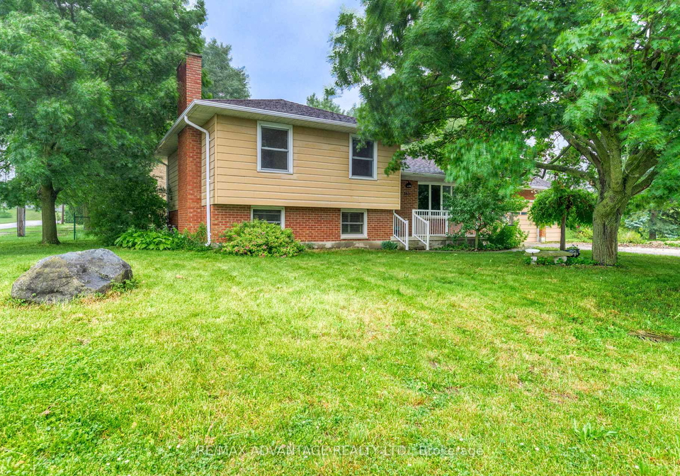 383-west-street-warwick-ontario-x12240747