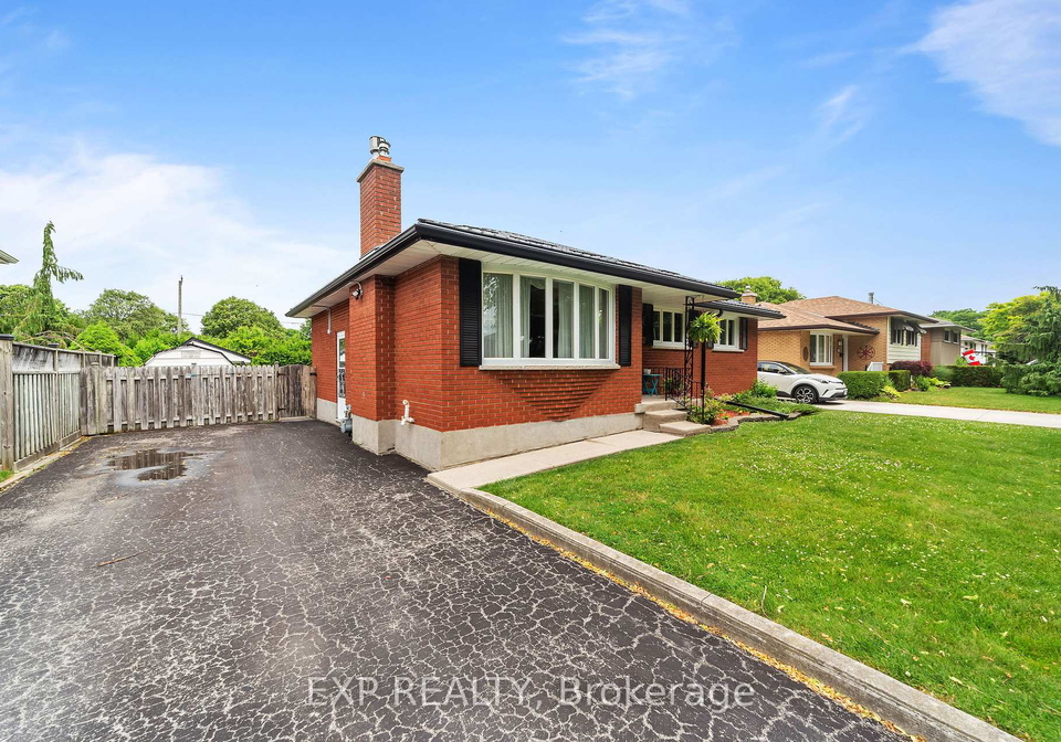 14-pickwick-crescent-london-east-ontario-x12240843
