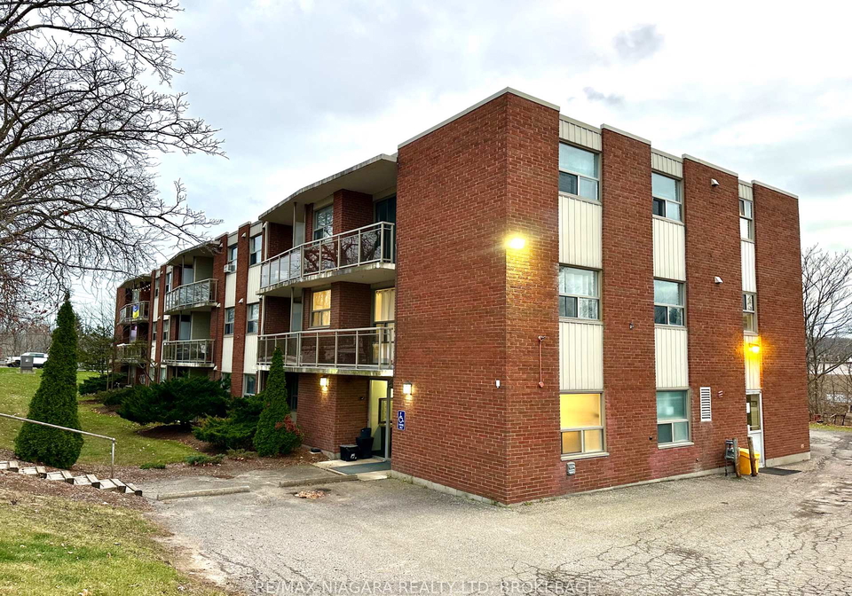 7-riverview-boulevard-st-catharines-ontario-x12241058