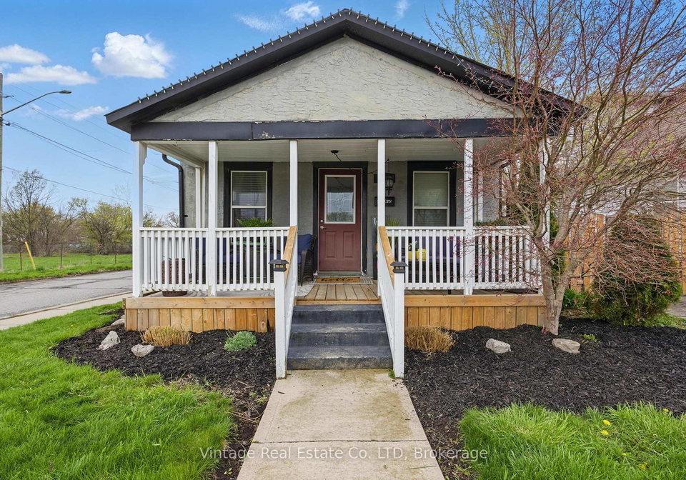 1-seneca-street-st-catharines-ontario-x12241365